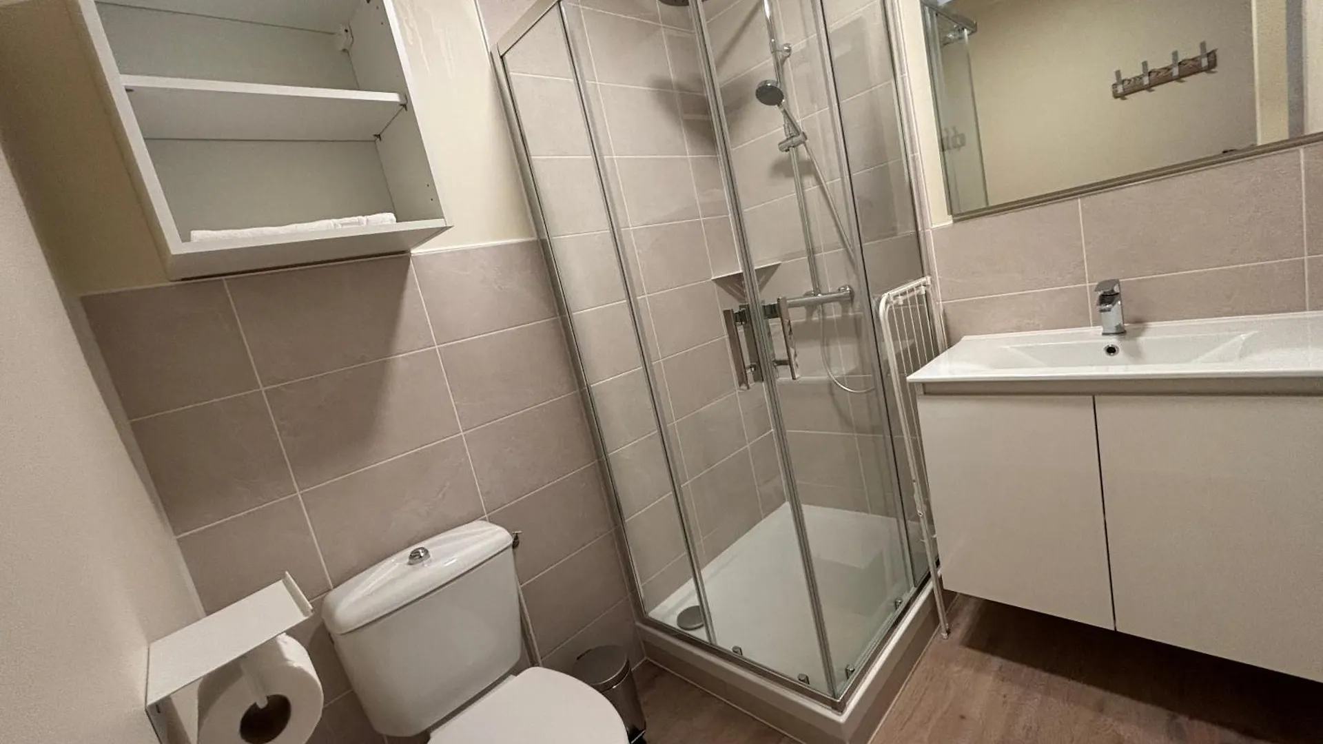 Le D'Artagnan - App 7 - Ensoleille Apartment Cazaubon France